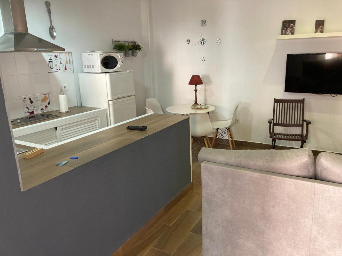 Apartamento Pena De Hita إل بويرتو دي سانتا ماريا المظهر الخارجي الصورة